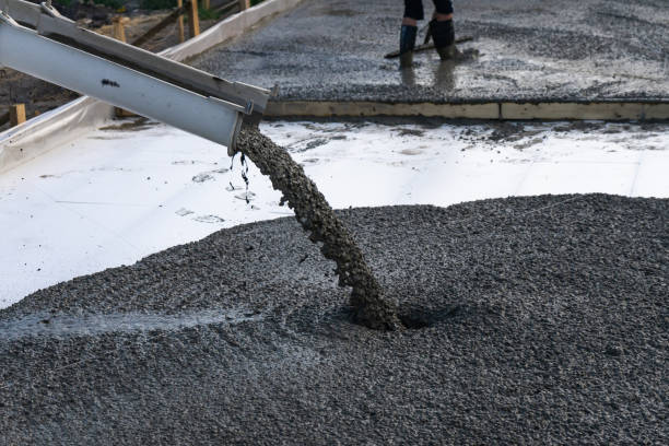 Best Residential Concrete Solutions in Iola, KS