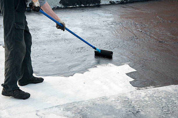 Best Concrete Driveway Installation in Iola, KS
